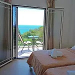 Rena * Paleokastritsa