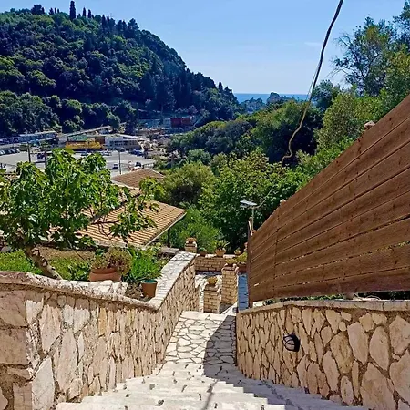 Rena Studios *
