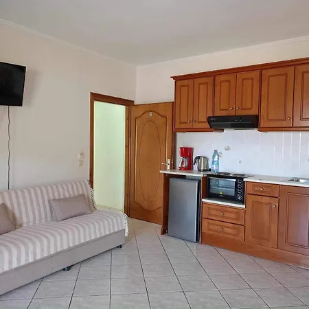Rena Studios Apartment