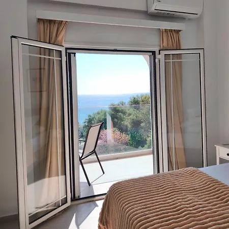 Rena * Παλαιοκαστρίτσα