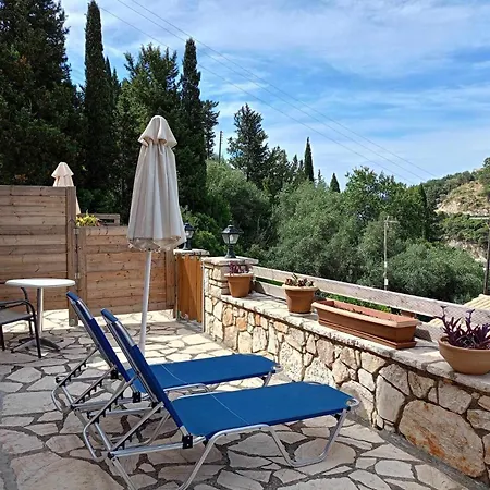 Rena * Палеокастрица