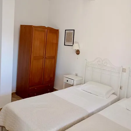 Rena Апартаменты