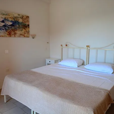 Апартаменты Rena *